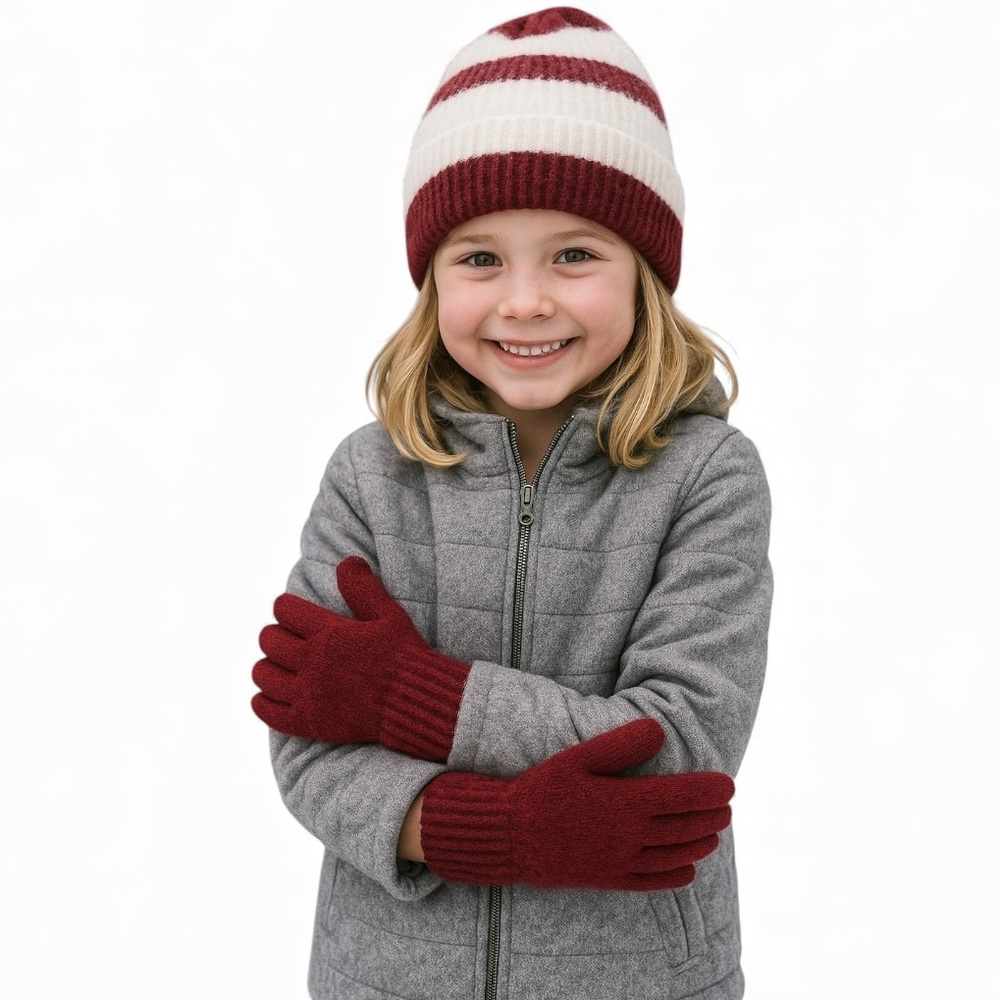 Nordstrom Kids 4-6 yr Striped Beanie & Glove Set Tech Touch NWT Maroon & Cream